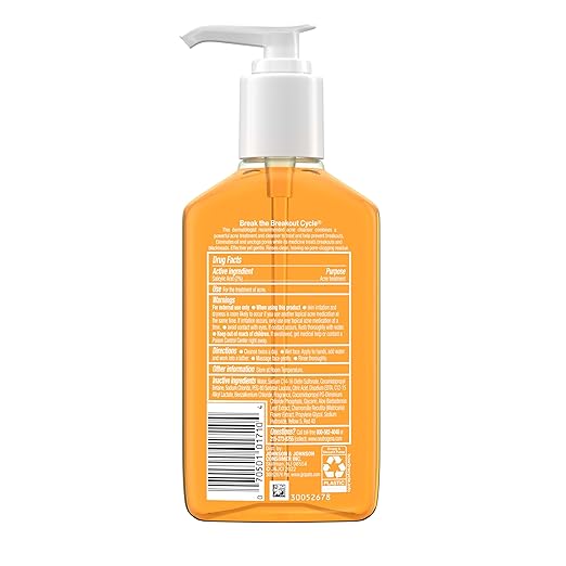 Neutrogena Oil-Free Acne Face Wash, Breakout Prone Skin Facial Cleanser with 2% Salicylic Acid Acne Treatment for Face, 6 fl. oz