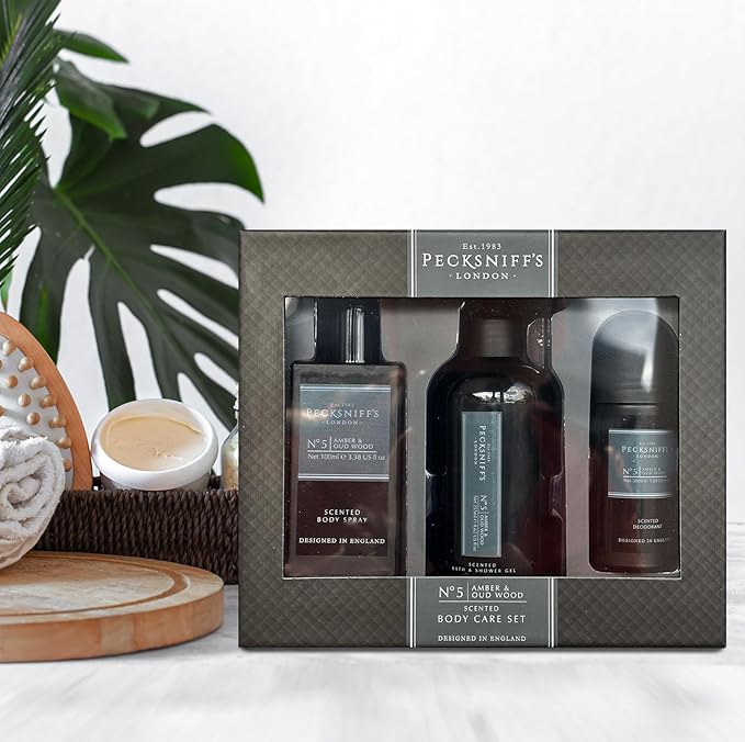 Pecksniff’s Men’s Essentials Body Trio Gift Set – Amber & Oud Wood – Bath & Shower Gel 250ml, Body Spray 100ml, Deodorant 50ml