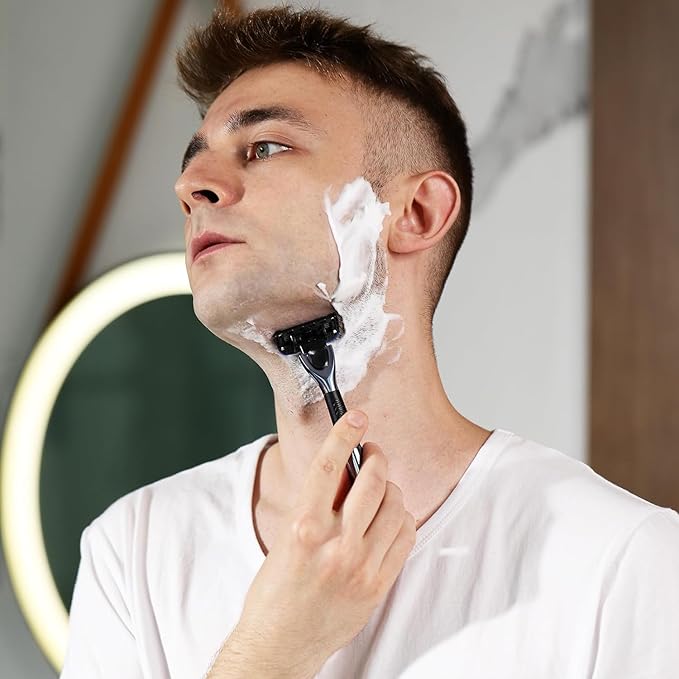 5 Blade Razor for Men with Dual Lubrication, Handle & Cartridges, Comfortable and Smooth Shaving
