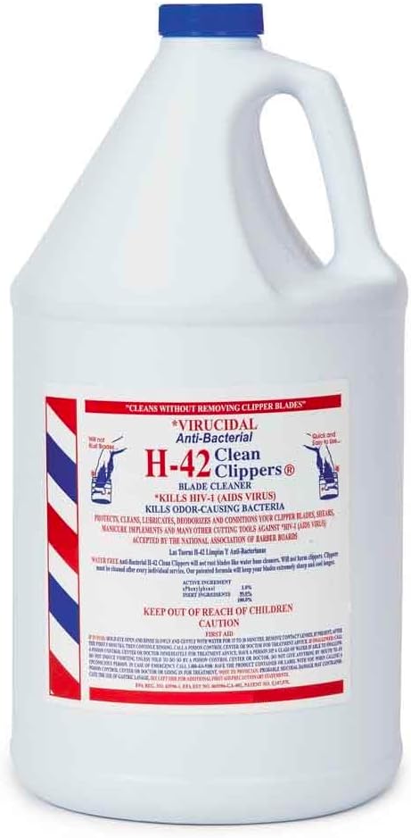 Clipper and Blade Cleaner Groomer Stylist Barber Cleans, Lubricates and Deodorizes (16 oz Spray Bottle)