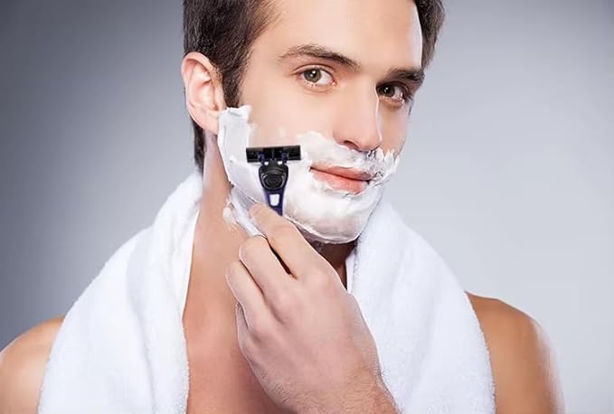 Triple Blade Razor for Men – Lubricating Strip Shaving System with Anti-Slip Handle & 6 Replacement Cartridges – Smooth & Comfortable Shave