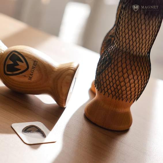 MAGNET Magnetic Shaving Brush for Face and Beard, Wood Handle with a Metal Plate for hanging dry upside down, a Brush Stand Free