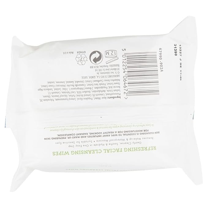 St. Ives Refreshing Face Cleansing Wipes - 35 Pack of Wipes