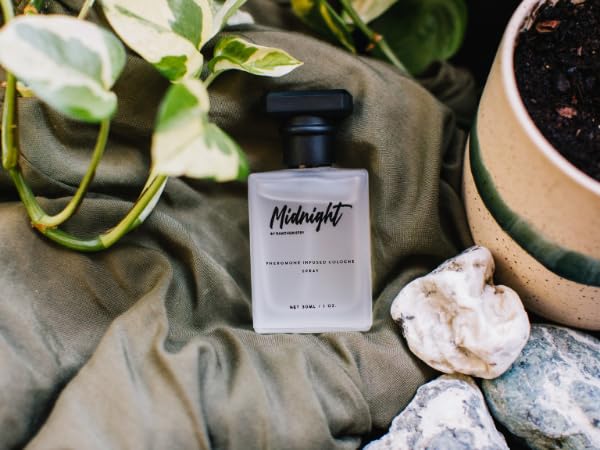RawChemistry Midnight Pheromone Infused Cologne for Men – Infused with Pheromones – Midnight Cologne for Men – Mens Fragrance with Feromonas – Perfume con Feromonas para Hombre