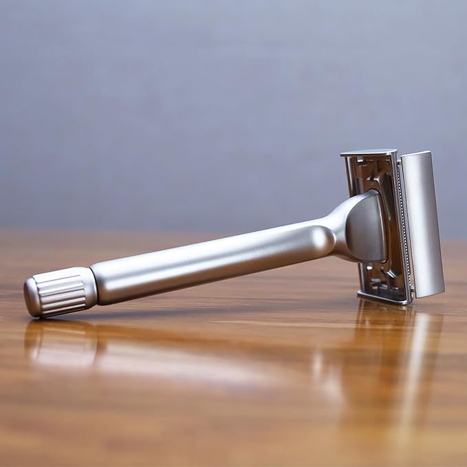 Double Edge Safety Razor for Men - Smooth Reusable Single Blade Shaver with 10 Stainless Steel Blades, Butterfly Open Solid Alloy Metal Shaving Razor & Grooming Kit,Unique Gift for Him