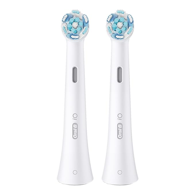 Oral-B iO Series Ultimate Clean Electric Toothbrush Replacement Brush Heads for an Oral-B Electric Toothbrush, 2 Count, White