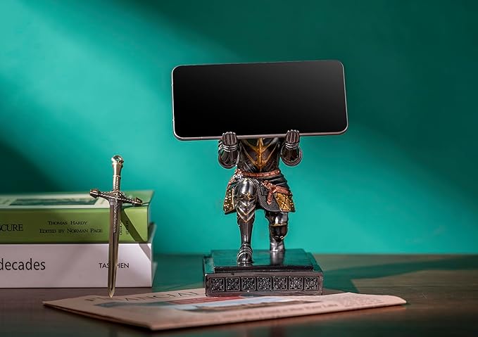 King's Guard Knight Pen Holder Pen Stand Desk Organizers and Accessories Resin Pencil Holder as Gift with a Nice Letter Opener for Office and Home Desk Organizer (Iron)