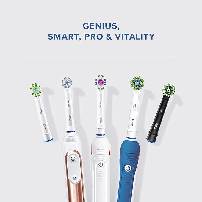 Oral-B 3D White Electric Toothbrush Head with CleanMaximiser Technology, Angled Bristles for Deeper Plaque Removal, Pack of 4, White