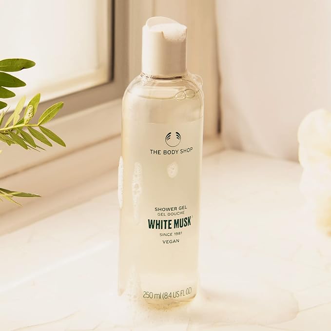 The Body Shop White Musk Shower Gel – Fresh, Floral Cleanse from Head-to-Toe – Vegan – 8.4 Fl Oz