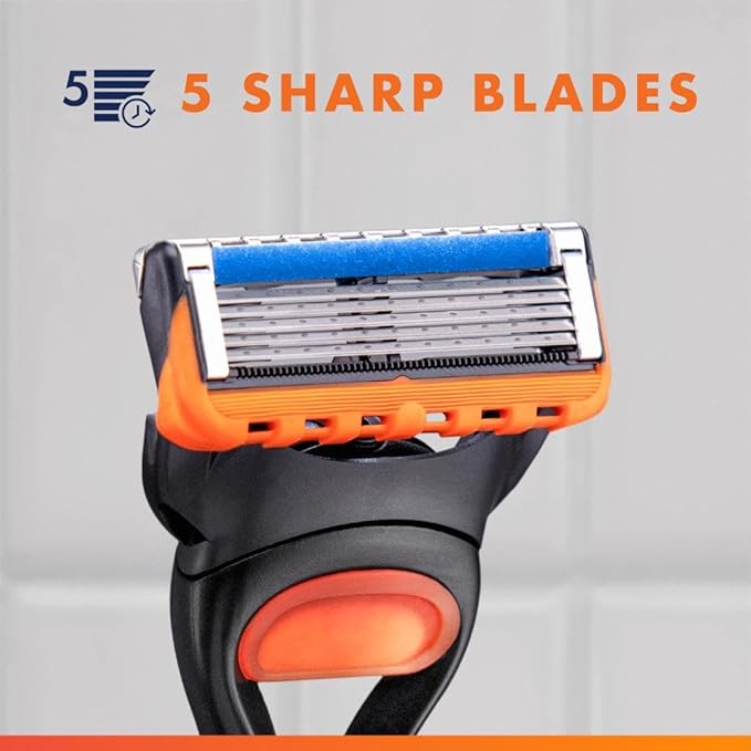 Gillette Fusion5 Razor for Men, 1 Gillette Razor Handle, 5 Razor Blade Refills, with Lubrastrip, for a Close Shave