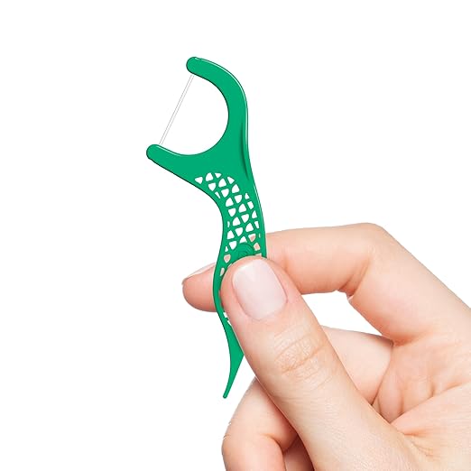GUM Professional Clean Floss Picks - Extra Strong Shred-Resistant Floss, Easy Grip Handle - Dental Flossers for Adults - Fresh Mint Flavor, 90 Count