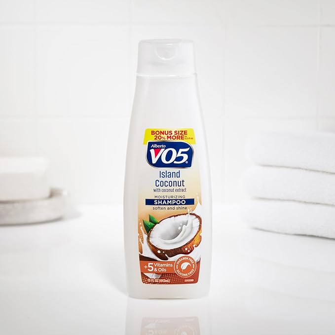Alberto VO5 - Island Coconut Moisturizing Shampoo - Hydrating Shampoo - With Coconut Milk, Vitamin E and Biotin - Long Lasting Fragrance - 15 oz (Pack of 2)