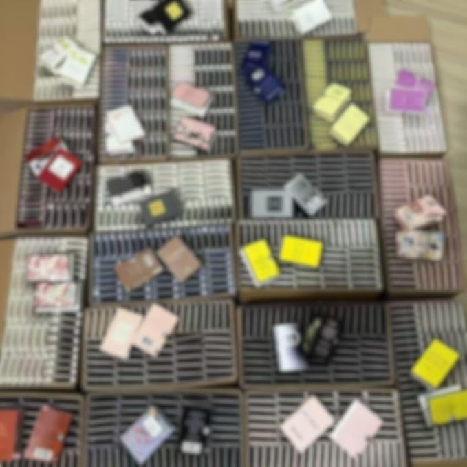 Selection of 11 Designer Cologne Sample Vials For Men Mixture of Perfumes - Excellent Quality Products - Mix of Scents for all situations - Great for Travel and Smelling Nice at all Times