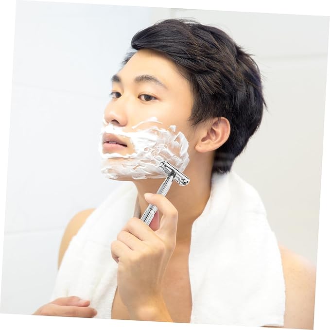 Manual Safety Razor Long Handle Double Edge Shaver for Men Retro Design with Comfortable Grip Easy to Clean and Detachable Blade for Close Shaving and Beard Grooming