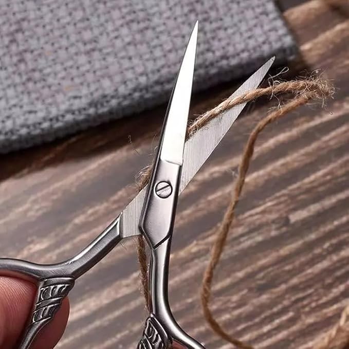 2Pcs Small Stainless Steel Eyebrow Trimming Scissors and Mustache Scissors Set for Men Precision Facial Hair Grooming Suitable for Beard and Eyebrow Maintenance
