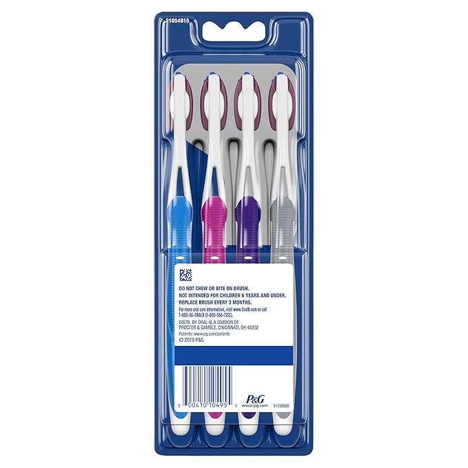 Oral-B 3D White Deep Stain Remover toothbrushes, 4 Count Toothbrush Soft, Removes 90% of Surface Stains, whitens Teeth, deep Reach, removes Plaque and Stains Tooth Brush