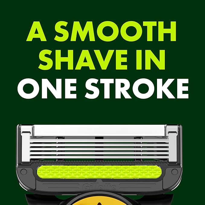Gillette Labs Special NFL Packers Edition Shaving Razor for Men - 1 Handle, 1 Razor Blade Refill, Perfect for Game Day Grooming, GilletteLabs with Exfoliating Bar
