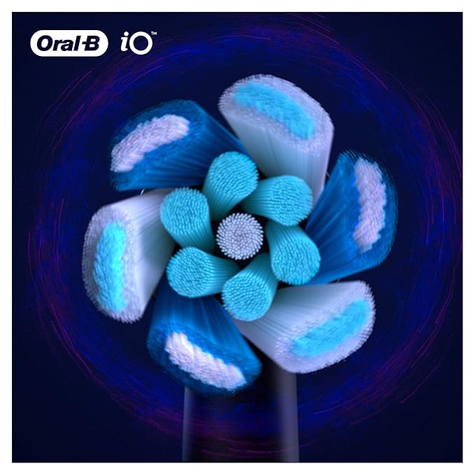 Oral-B iO Ultimate Clean Electric Toothbrush Head, Twisted & Angled Bristles for Deeper Plaque Removal, Pack of 4, Suitable for Mailbox, Black