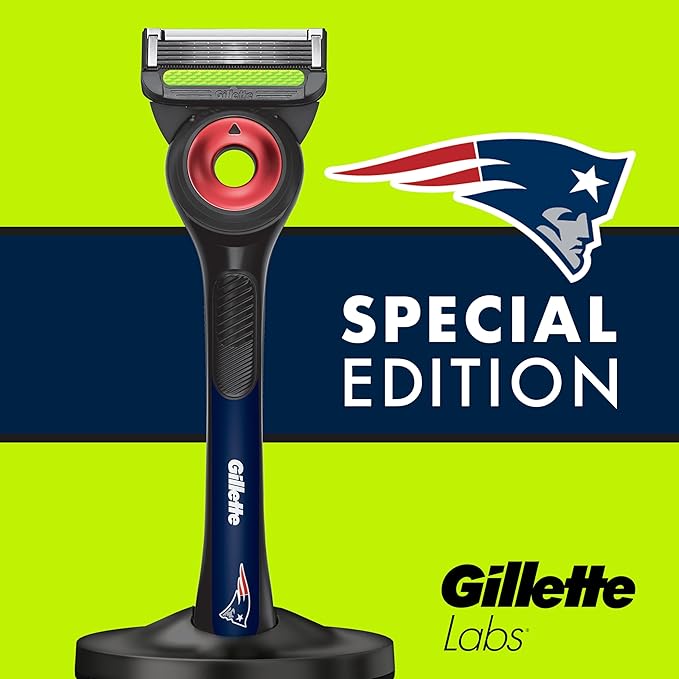 Gillette Labs Special NFL Patriots Edition Shaving Razor for Men - 1 Handle, 1 Razor Blade Refill, Perfect for Game Day Grooming, GilletteLabs with Exfoliating Bar