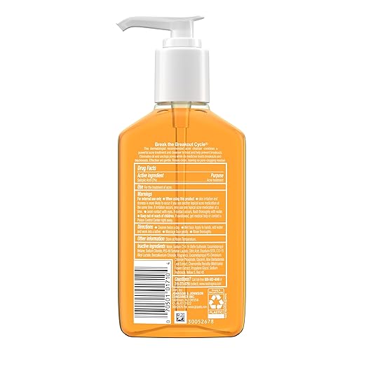 Neutrogena Oil-Free Acne Face Wash, Breakout Prone Skin Facial Cleanser with 2% Salicylic Acid Acne Treatment for Face, 6 fl. oz