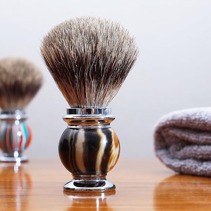 Professional Men's Shaving Brush Natural Pure Badger Hair Bristle Knot for Husband Father Brother Boyfriend Barber Grade Daily Grooming Tool Gift (Brown Brush)