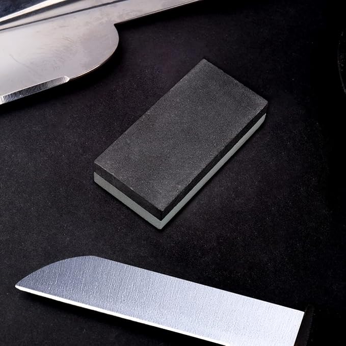 1PC Small Sharpening Stone Dual Sided 400#/800# Combination Pocket-sized Whetstone, Rough Grinding Silicon Carbide/Boron Carbide Stone(1.97x0.98x0.39inch)