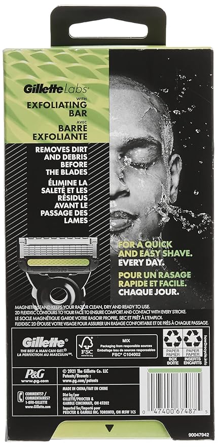 Gillette Labs Mens Razor with Exfoliating Bar, Shaving Kit for Men, Includes 1 Handle, 2 Razor Blade Refills, 1 Premium Magnetic Stand