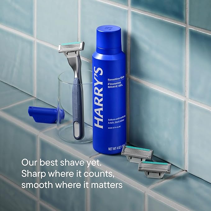 HARRY'S PLUS: Shaving Kit for Men - Gift Box with Premium Handle, 5 Razor Blade Cartridges, 2 oz Foaming Shave Gel & Travel Cover, Advanced Pivoting System - Clay