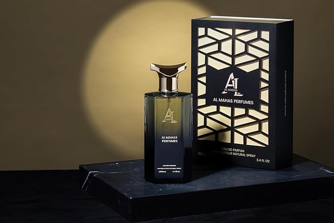 Oud Wood Perfume - Eau de Parfum 100 ml (3.4 Oz) Long Lasting Bold Men Perfume, Floral Woody Scent Arabian Cologne. Notes: Cardamom, Pink Pepper, Patchouli, Amber, Oud