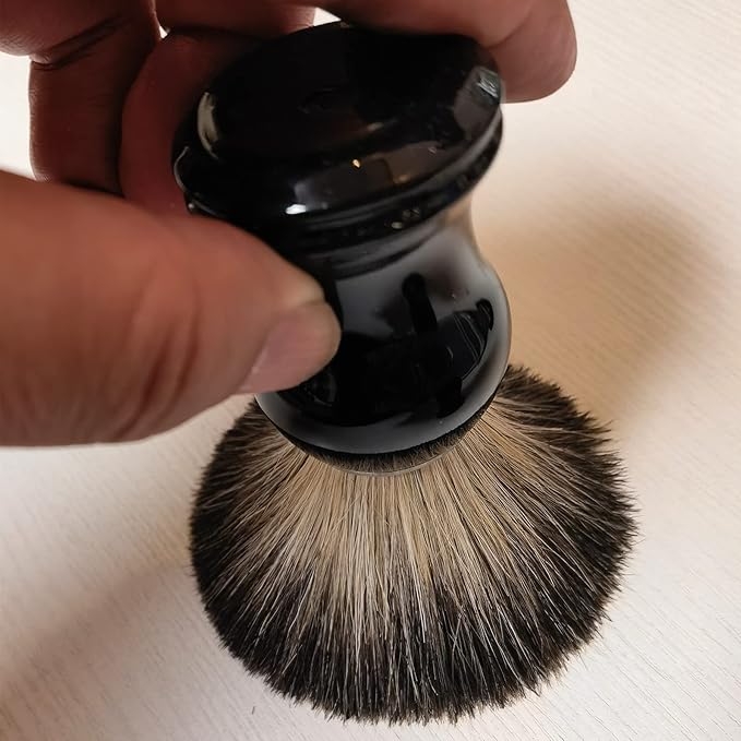 Fan Wu Classic Shaving Brush for Men – Pure Badger Hair Bristles, Premium Black Resin Handle, Rich Lather for Wet Shaving with Soap or Cream – Fits All Razor Types