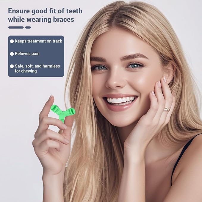 Chewies for Invisalign Aligners, Orthodontic Aligner Chewies Durable Aligner and Retainer Tray Seaters Medical Grade Silicone (Pack of 2) (Green)