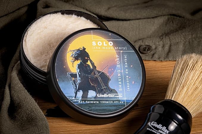The Goodfellas’ Smile SOLO (Sandalwood & Mandarin Orange) Italian Shaving Soap – Semi-Soft Lathering Soap for Wet Shaving, Traditional Grooming & Use with a Shaving Brush