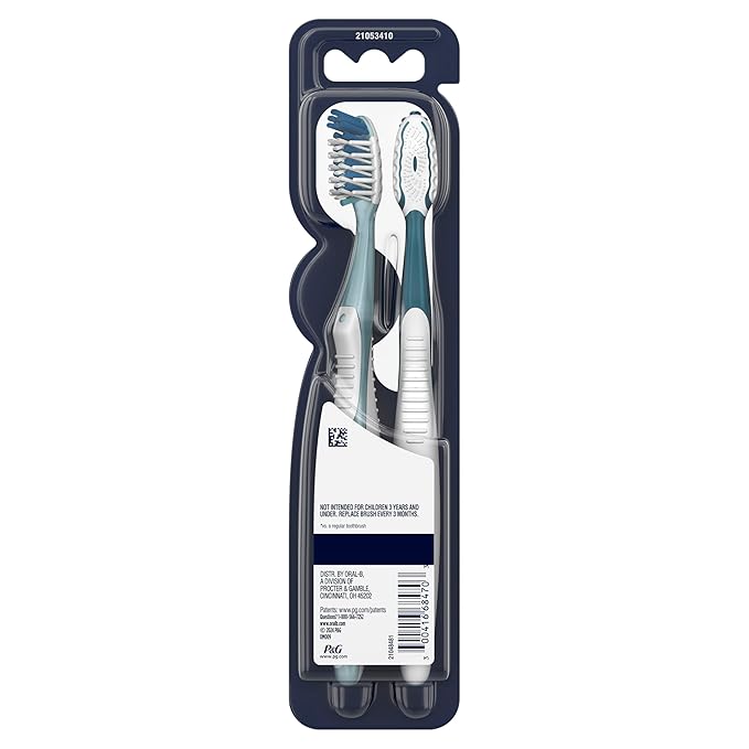 Oral-B Pro Health CrossAction Plaque Removal toothbrushes, 2 Count Toothbrush Soft, Deep Reach in Tight Spaces, Tongue Scraper Tooth Brush, Plaque Fighter, Gentle on Teeth, Gum stimulators