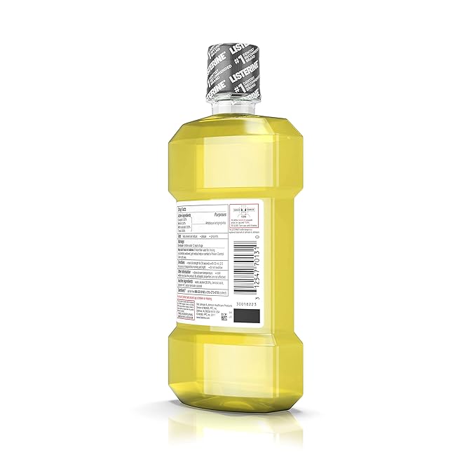 Listerine Original Oral Care Antiseptic Mouthwash with Germ-Killing Formula to Fight Bad Breath, Plaque and Gingivitis, 500 mL