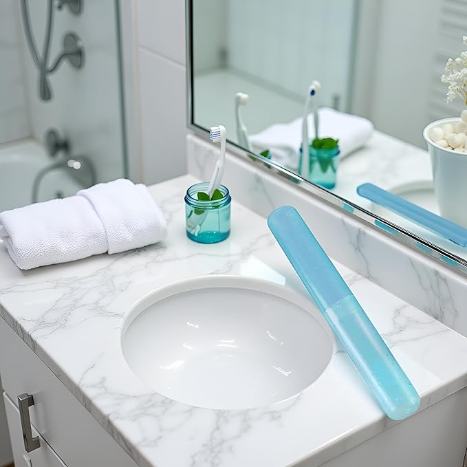 Blue Plastic Toothbrush Case Portable Travel Camping Toothbrush Storage Box Makeup Brush Holder Dust-Proof Cover with Breathable Air Hole Nice and Attractive，Accessories，Toothbrush Travel Containers