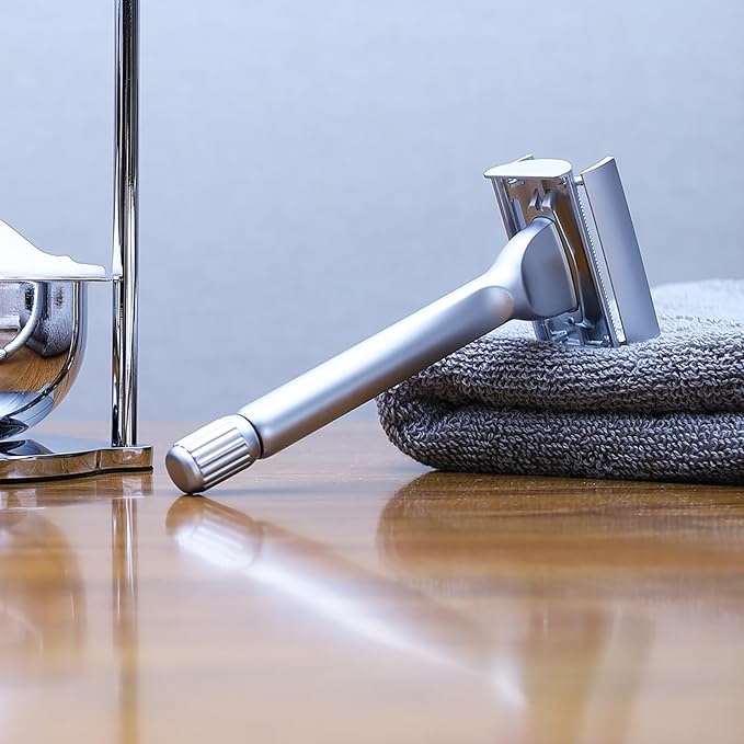 Classic Long Handle Heavy Weight Butterfly Open Double Edge Safety Razor for Men & Women with 10 Stainless Steel Blades,Smooth and Clean Shave Machine,Unique Gifts for Him