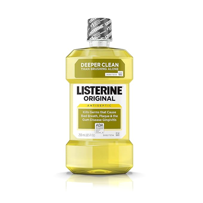 Listerine Original Oral Care Antiseptic Mouthwash with Germ-Killing Formula to Fight Bad Breath, Plaque and Gingivitis, 250 mL
