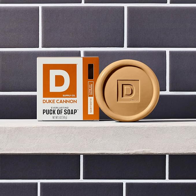 Duke Cannon Everlasting Puck Soap – Bourbon & Sawtooth 2-Pack Set, Rounded Men’s Bar Soap with Masculine Scents, 5 oz (4 Pack)