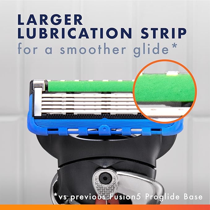Gillette Fusion5 ProGlide Shaving Razor for Men, Razor Handle, 4 Razor Blade Refills, FlexBall Razor Handle and Precision Trimmer for Men