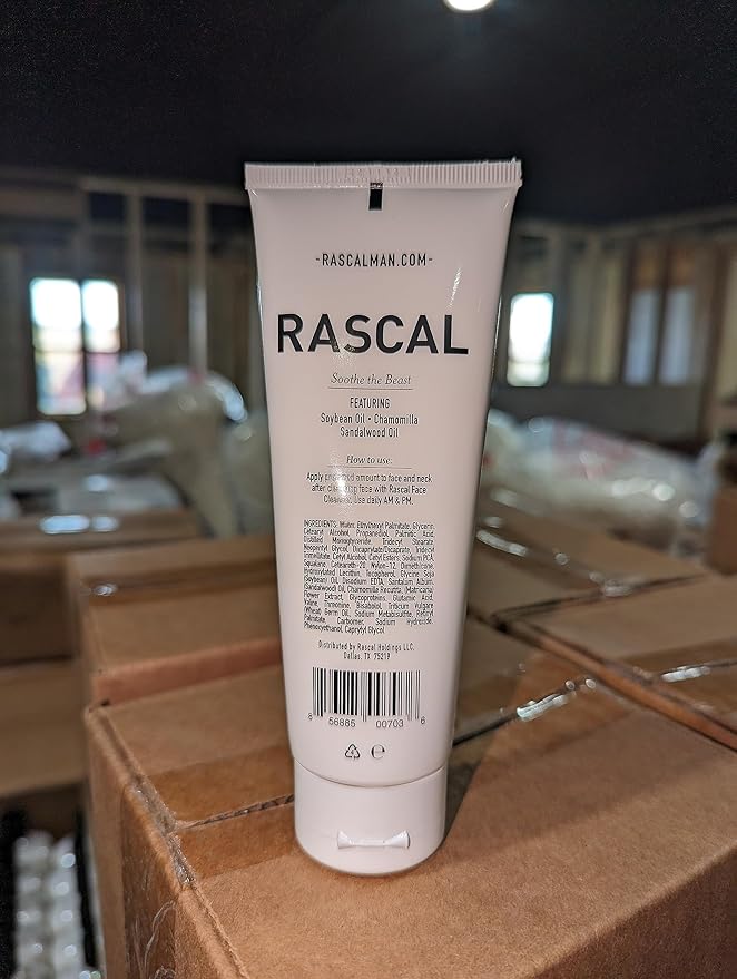 Racal Men's Face Moisturizer - Nourishing and Hydrating Facial Moisturizer for Men, Chamomile Flower Extract & Soybean Oil, Natural Sandalwood Scent, Paraben-Free, Cruelty-Free - 4 Oz
