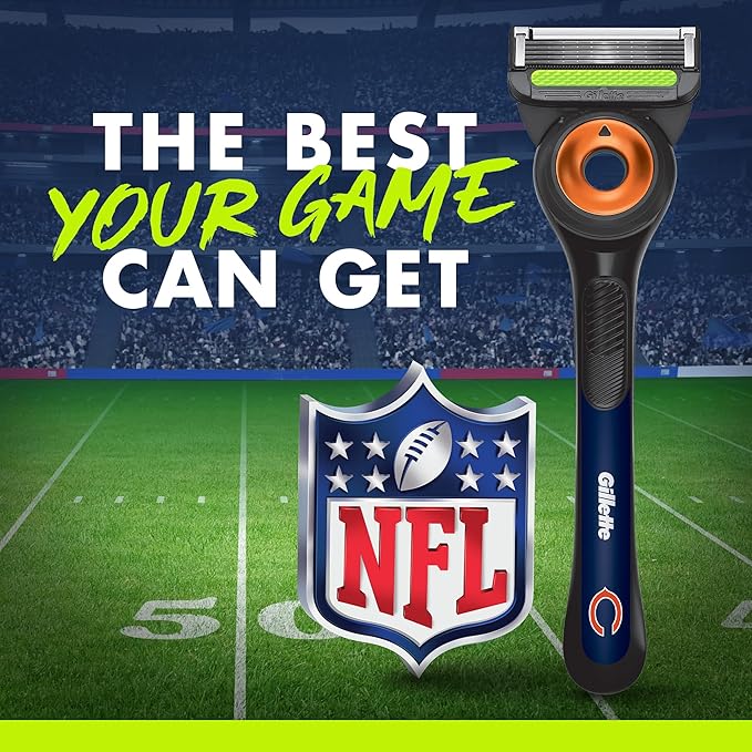 Gillette Labs Special NFL Bears Edition Shaving Razor for Men - 1 Handle, 4 Razor Blade Refills & Magnetic Stand, Holiday Gifts for Men, GilletteLabs with Exfoliating Bar