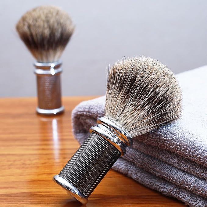 Professional Men's Shaving Brush Natural Pure Badger Hair Bristle Knot for Husband Father Brother Boyfriend Barber Grade Daily Grooming Tool Gift (Black Brush)