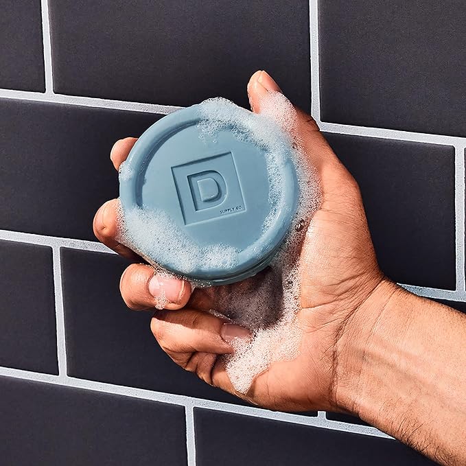 Duke Cannon Everlasting Puck Soap – Bourbon & Midnight Swim 2-Pack Set, Rounded Men’s Bar Soap for All Skin Types, 5 oz (4 Pack)