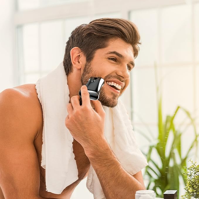 Perry Ellis Electric Shaver for Men, Cordless Shaver with Twin Rotary-Blade Head, IPX5-Rated Rechargeable Razor with 1-Hour Battery Life, Includes Protective Cap, Cleaning Kit, and USB Cord, Silver