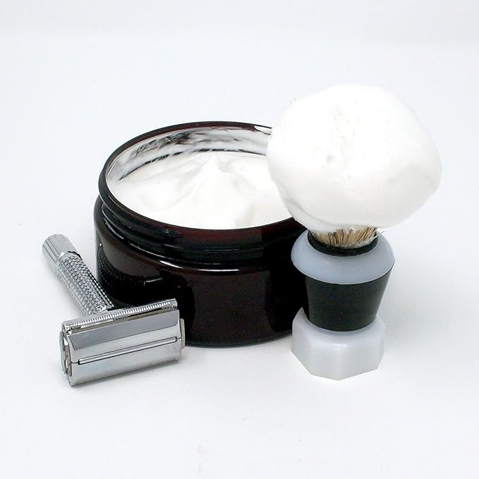 TSE for Men Texas Leather Shaving Soap with Tallow and Shea Butter. Natural Ingredients for Rich Lather and a Smooth Comfortable Shave. Artisan 4.5 oz Semi-Soft Italian Style. Made in the USA.